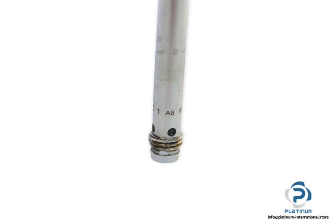 ifm-IT5034-0808-inductive-sensor-(used)-2