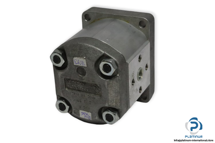 marzocchi-2D13-gear-pump-(new)-1