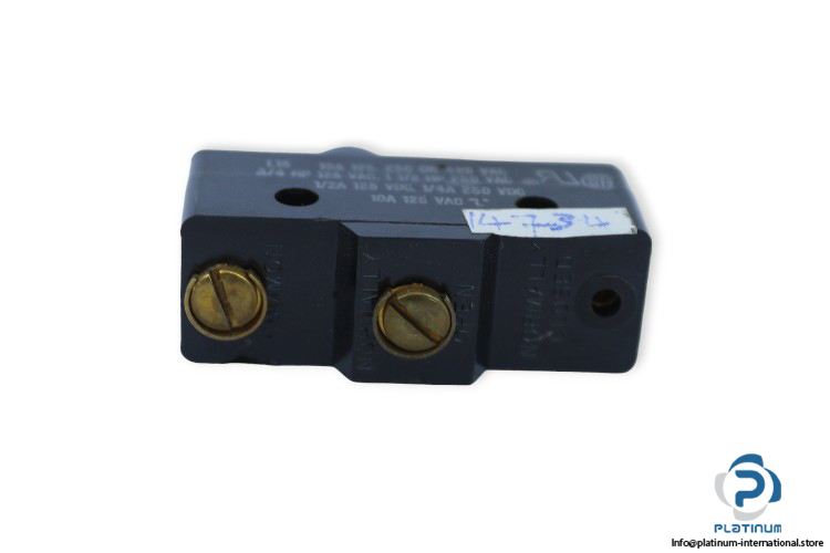 micro-switch-YA-2CB16-A2-micro-switch-(New)-1