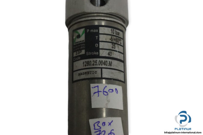 pneumax-1280.25.0040.M-micro-cylinder-(used)-2