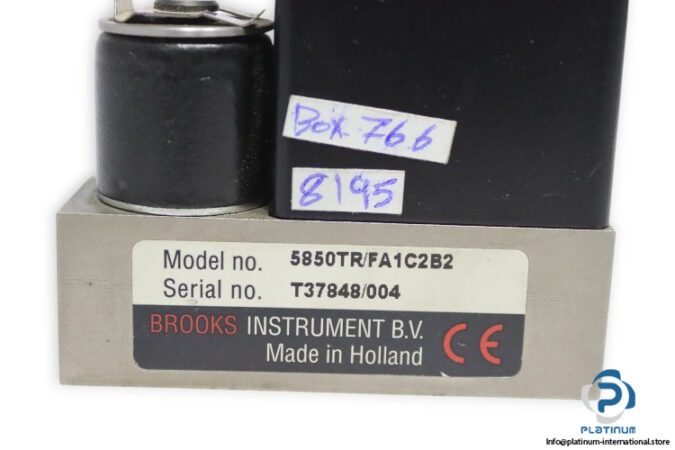 Brooks-5850TR_FA1C2B2-mass-flow-controller-(used)-3