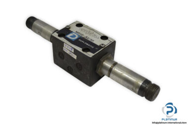 Diplomatic-MD1D-S2_50-solenoid-operated-directional-valve-without-coil-(used)