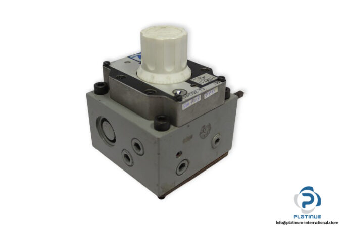 Diplomatic-RPCQ2-T3_30-flow-control-valve-(used)