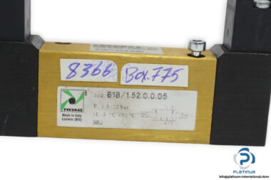 Pneumax-818_1.52.0.0.05-double-solenoid-valve-(used)-1