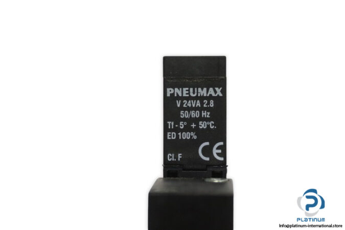 Pneumax-818_1.52.0.0.05-double-solenoid-valve-with-coil-(used)-3