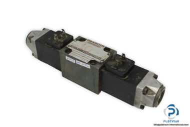 Rexroth-4WE-6-J52_AW220-50NZ4-solenoid-operated-directional-valve-220-vac-(used)