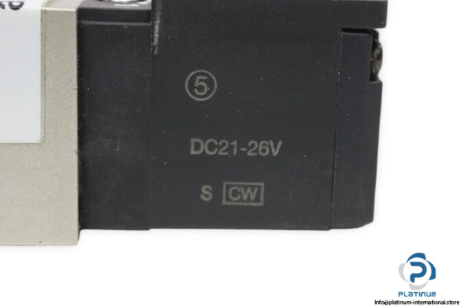 Smc-EVF3333-5YOB-01F-pneumatic-valve-(used)-2