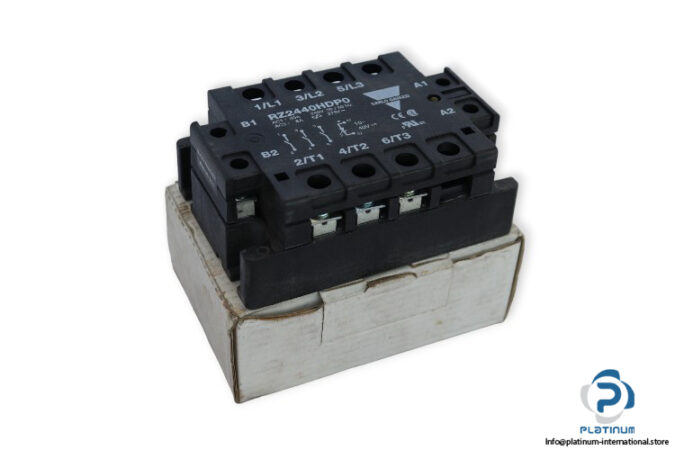 carlo-gavazzi-RZ2440HDP0-solid-state-relay-(New)