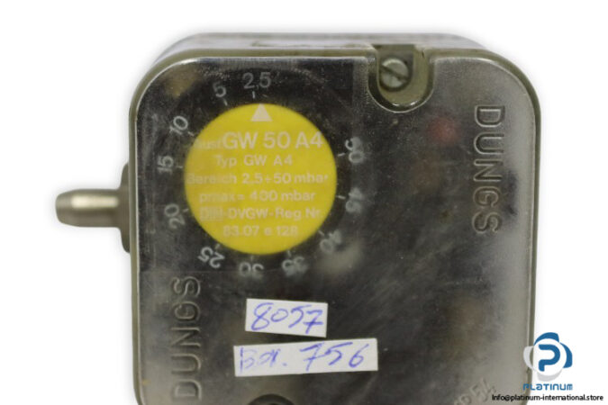 dungs-GW-50-A4-pressure-switch-400-mbar-(used)-1