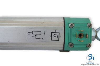 gefran-PCM-200-E-rectilinear-displacement-transducer-(used)-1