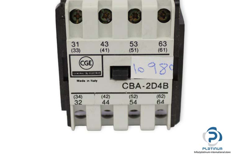 general-electric-CBA-2D4B-auxiliary-contact-block-(New)-1