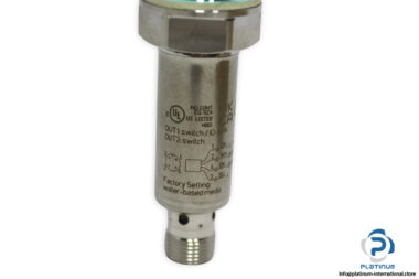 ifm-LMC100-sensor-for-point-level-detection-(new)-1