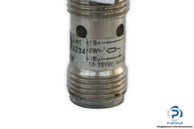 micro-detectors-AM6_CP-1H-inductive-proximity-sensor-(used)-3