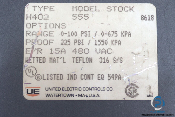 united-electric-controls-H402-555-differential-pressure-switch-(Used)-3