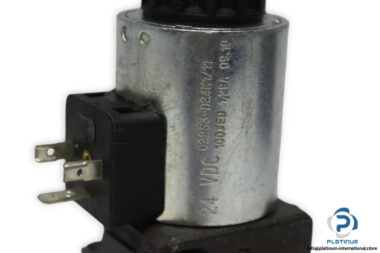 Diplomatic-DS3-SA2_10N-D24K1-solenoid-operated-directional-valve-(used)-1