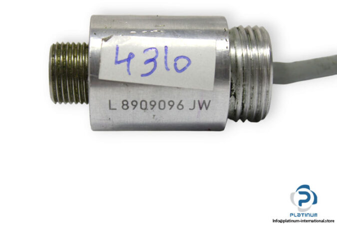 L-8909096-JW-photoelectric-sensor-(Used)-1