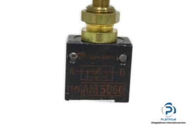 Univer-AM-5060-flow-control-valve-(used)-1