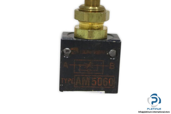 Univer-AM-5060-flow-control-valve-(used)-1