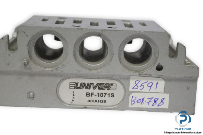 Univer-BF-1071S-manifold-subbase-(used)-1