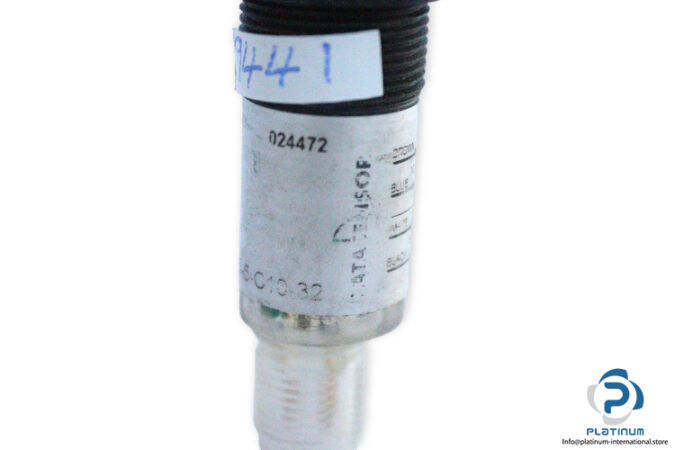 datasensor-S5-5-C10-32-diffuse-proximity-sensor-(Used)-3