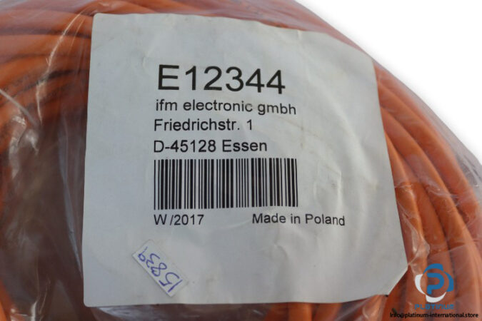 ifm-E12344-connecting-cable-with-socket-(new)-4