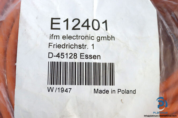 ifm-E12401-connecting-cable-with-socket-(new)-3