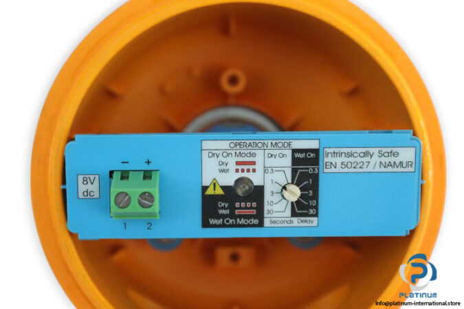 mobrey-SQUING-2-TD1AC1AAA-vibrating-liquid-level-switch-(New)-1