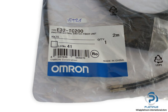 omron-E32-TC200-fiber-optic-through-beam-sensor-(New)-2