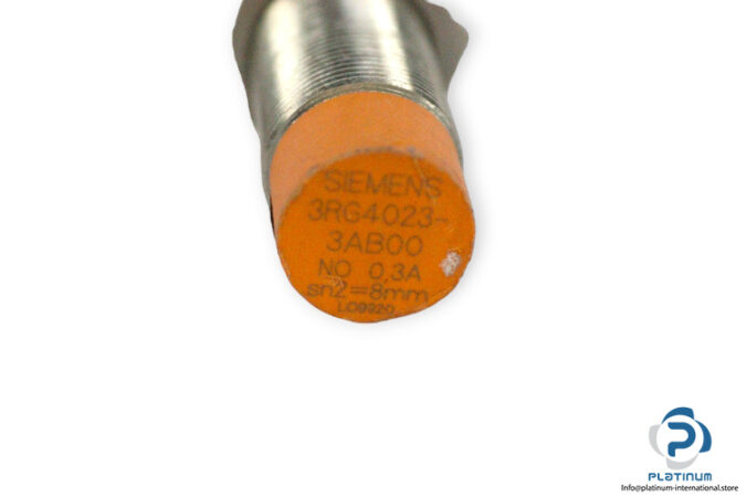 siemens-3RG4023-3AB00-inductive-sensor-(Used)-1