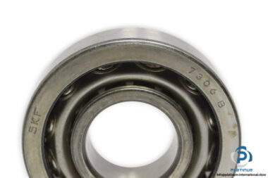 skf-7306-B-angular-contact-ball-bearing-(used)-1