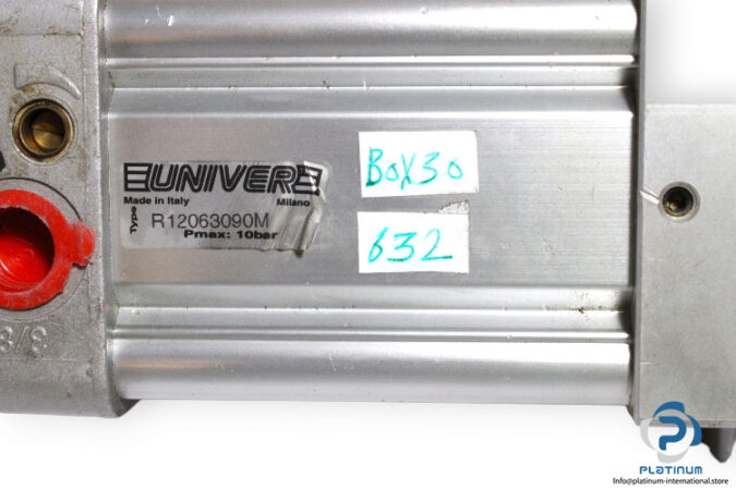 univer-R12063090M-rotary-actuator-used-2