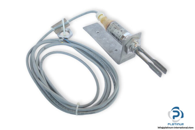 endress-hauser-LIQUIPHANT-T-DC-FTL260-3022-point-level-switch-(New)