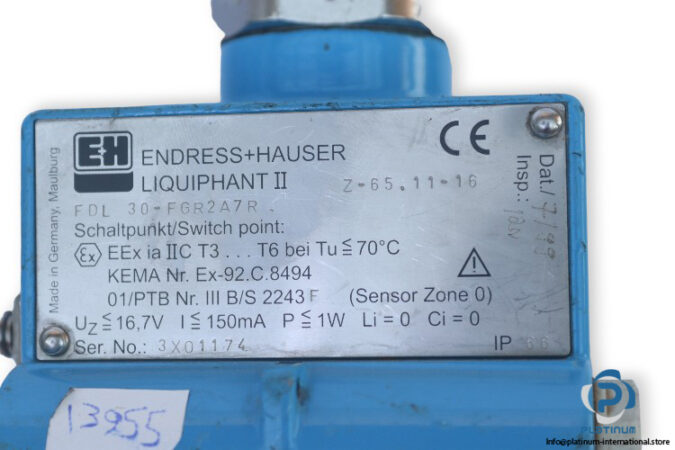 endress-hauser-LIQUIPHANT-II-FDL-30-FGR2A7R-vibration-level-limit-switch-(Used)-3