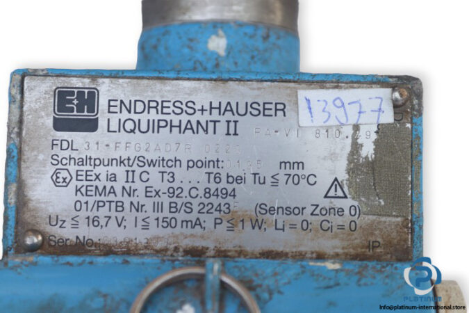 endress-hauser-LIQUIPHANT-II-FDL-31-FFG2AD7R-0220-vibration-level-limit-switch-(Used)-3