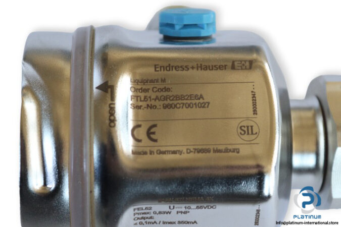 endress-hauser-LIQUIPHANT-M-FTL51-AGR2BB2E6A-vibronic-point-level-switch-(New)-4