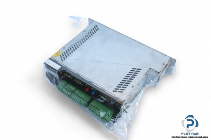 elau-MAX-4_11_03_128_08_1_1_00-13130251-008-pacdrive-controller-(new)-1