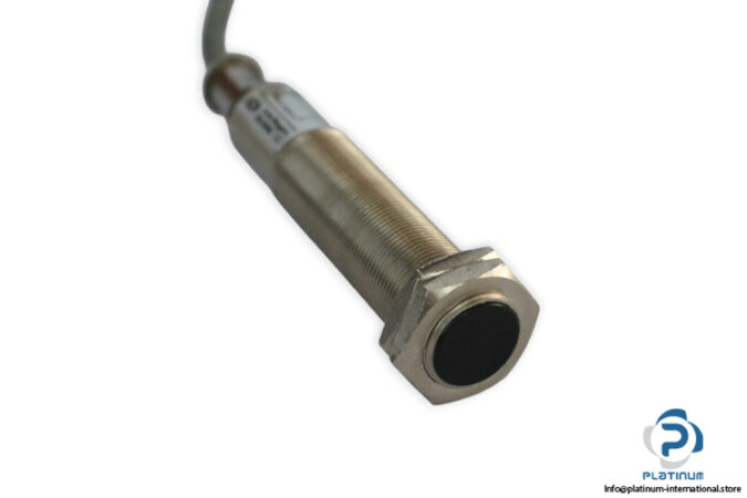 saiet-E-A2TM_RA-inductive-proximity-sensor-(Used)-1