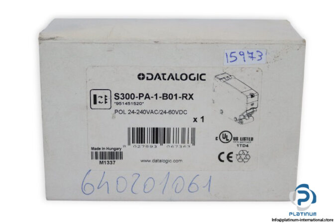 datalogic-S300-PA-1-B01-RX-polarized-retroreflective-sensor-(New)-1