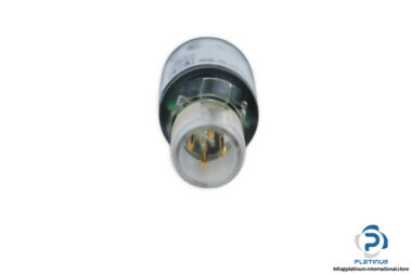 datasensor-S5-5-C10-32-diffuse-proximity-sensor-(New)-3