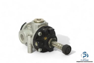 Univer-AF-2530A-poppet-valve(used)