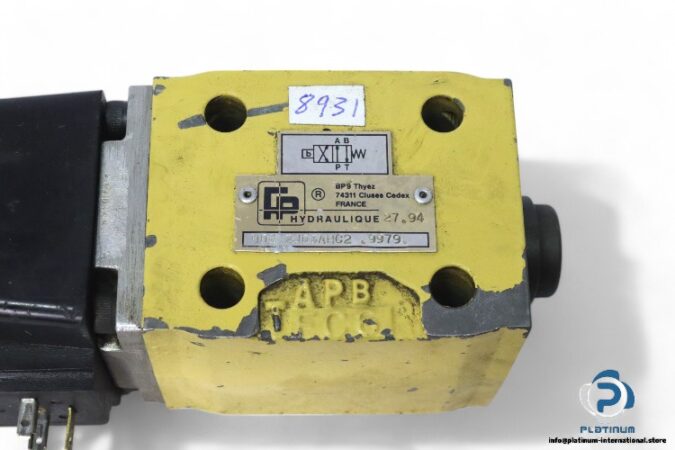 Fp-hydraulique-HDE-2J3AHC2-9979-solenoid-operated-directional-valve(used)-3