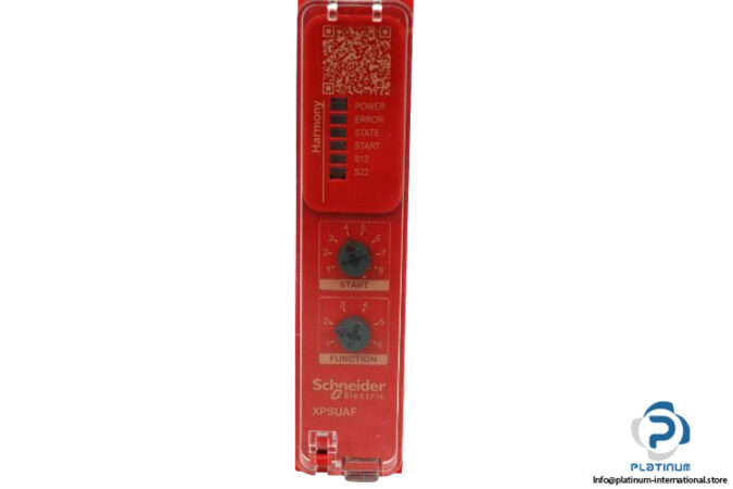 schneider-XPSUAF13AP-safety-relay-(New)-1