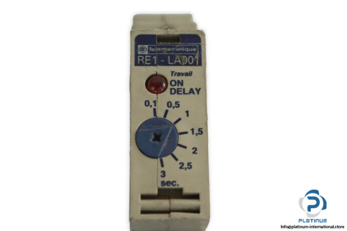 telemecanique-RE1-LA001-time-delay-relay-(Used)-1