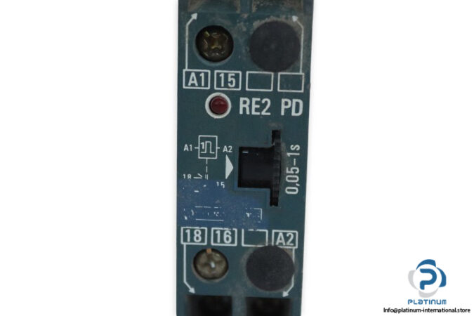 telemecanique-RE2-PD1101B-time-delay-relay-(Used)-1