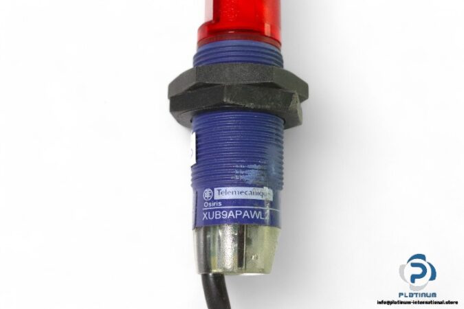 telemecanique-XUB9APAWL2-photoelectric-sensor(used)-5