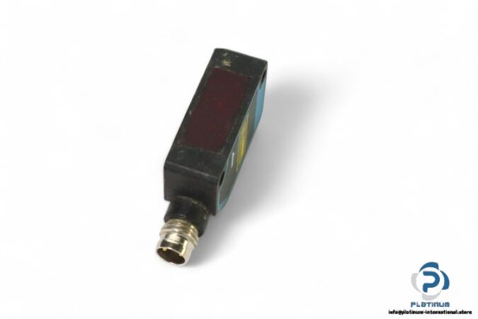 sick-WL100L-F2131-photoelectric-retro-reflective-sensor(used)