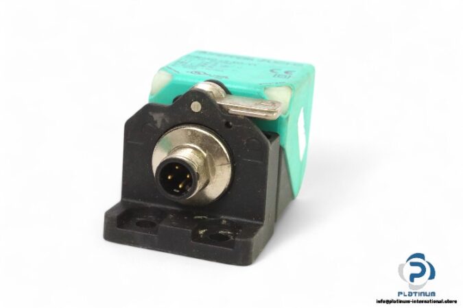 pepperl-fuchs-NBN40-L2-E0-V1-inductive-sensor(used)-1