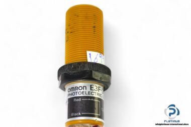 omron-E3F-3L-photoelectric-sensor(used)-1