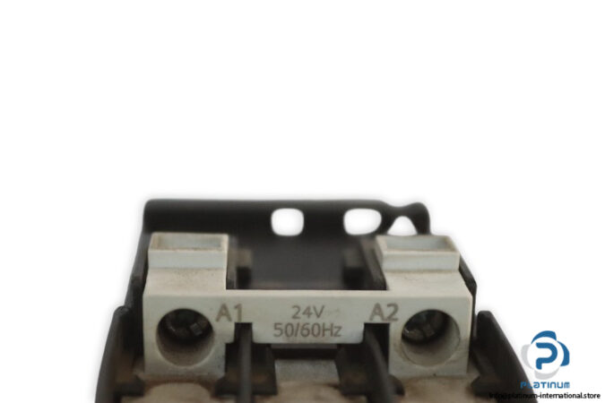 siemens-3RT1026-1AB00-power-contactor-(new)-2