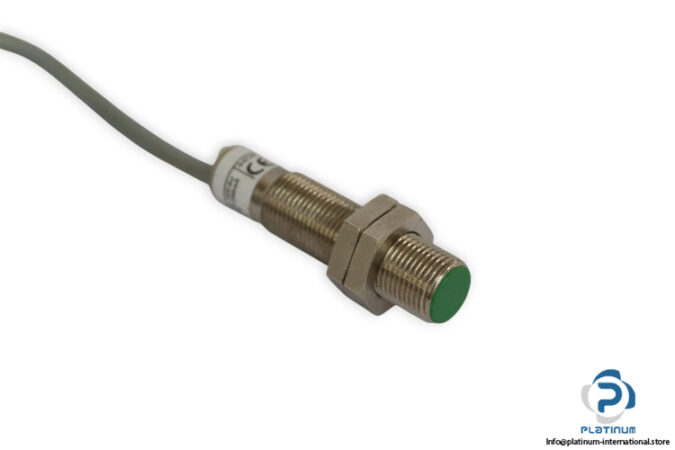 selet-B01G122PO-inductive-proximity-sensor-(New)-1